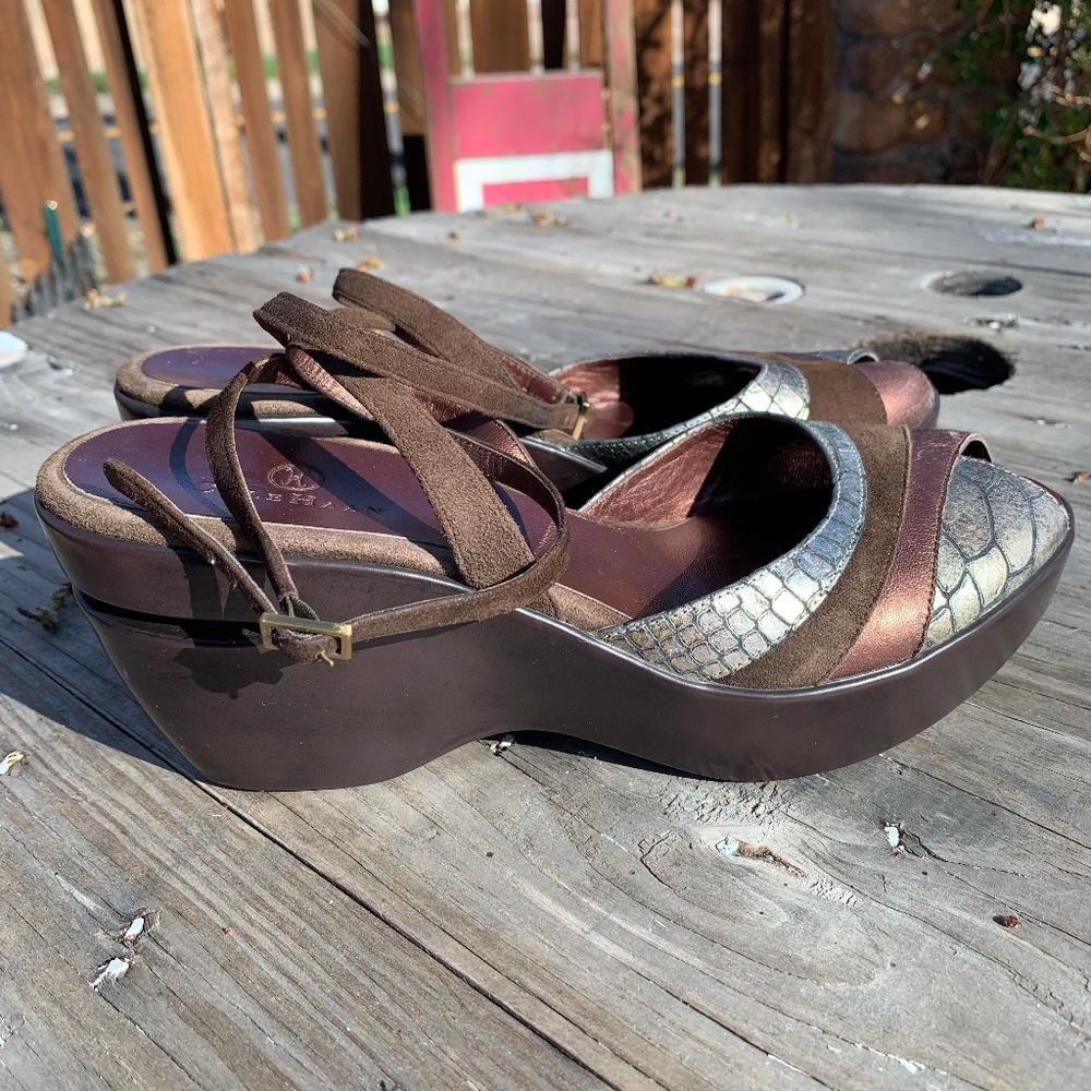 LIQUIDATION SALE! Cole Haan Nike Air Wedge Sandals Size 7.5